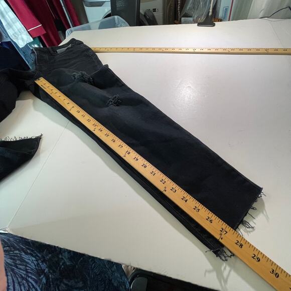 Old Navy NWT High Rise O.G Straight Jeans Secret Slim Pockets Distressed 4 Black - Picture 9 of 10